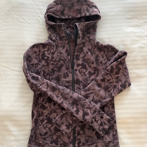 Lululemon Scuba Full Zip - Picture 1 of 3